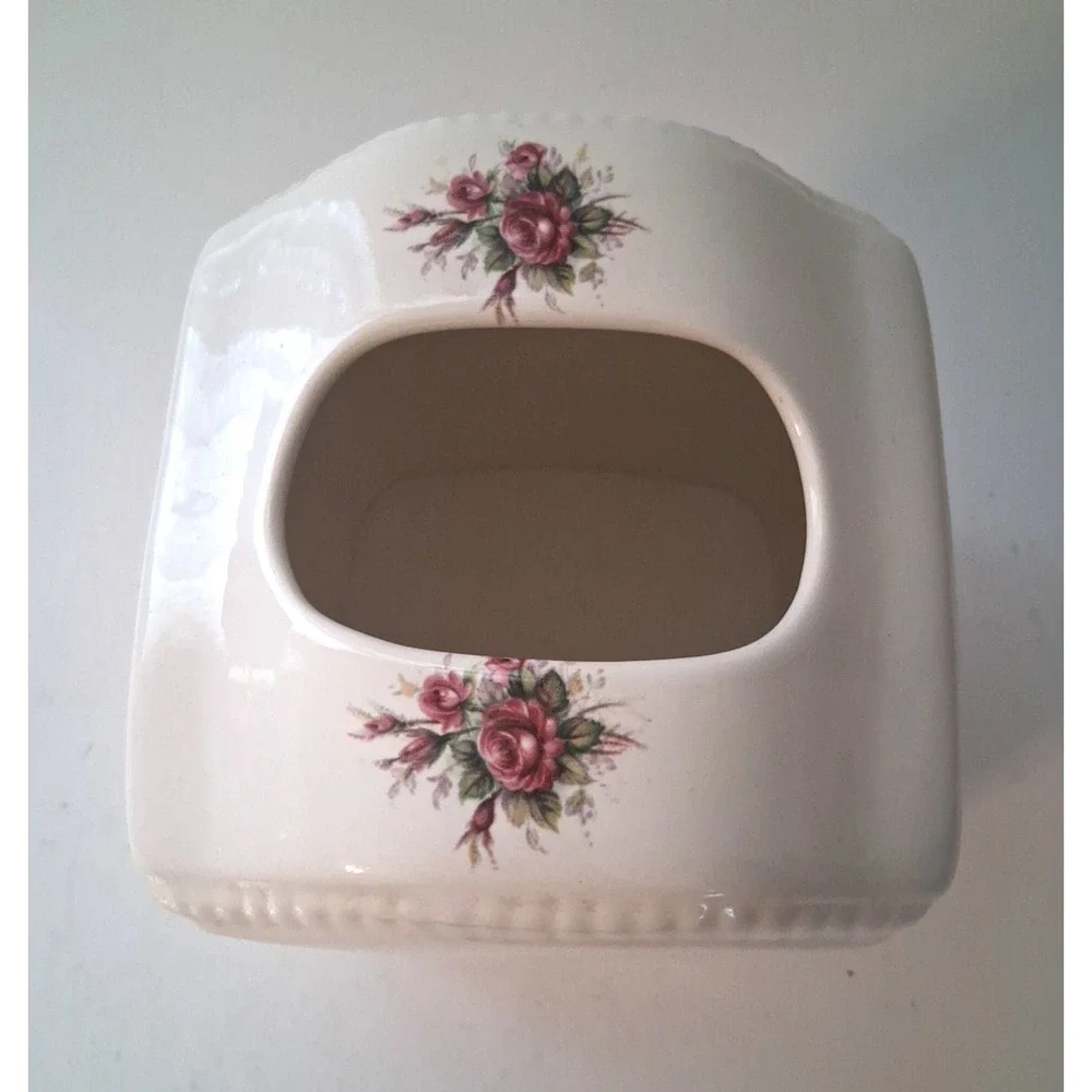 VTG Tissue Box Cover Floral Cottagecore Athena California Pottery USA made
